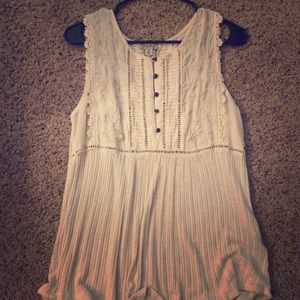 Lucky Brand cream top